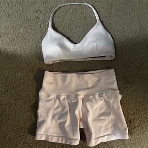 DFYNE quartz light Hannah Pearson pink v neck sport bra and 4.5 short set